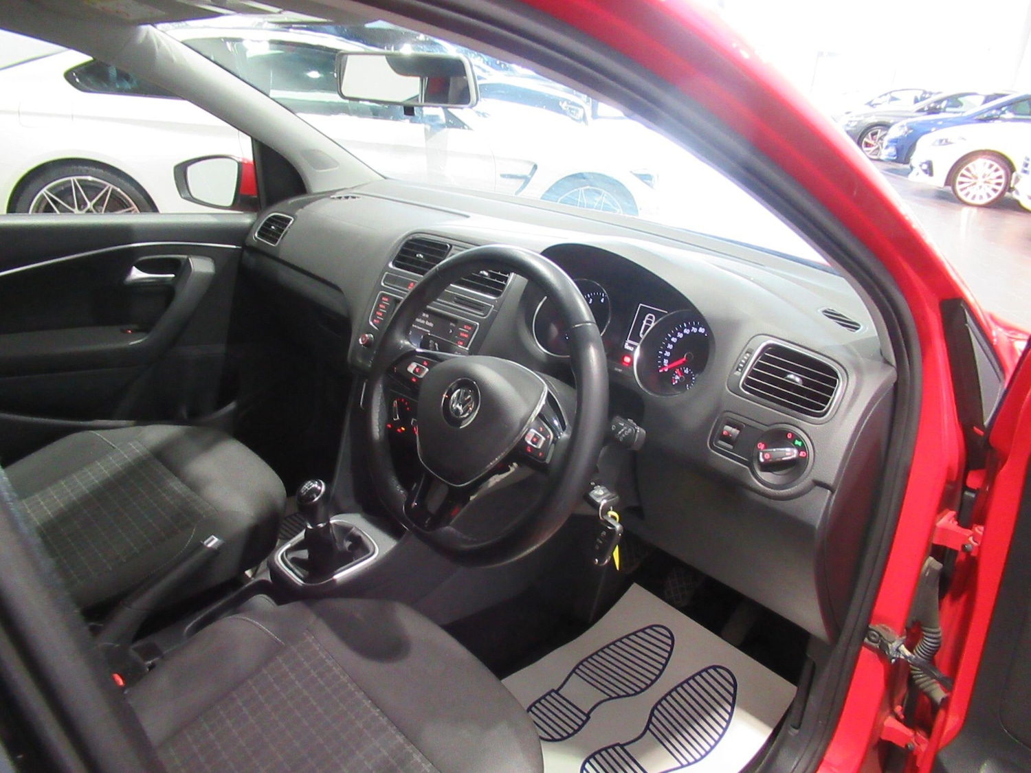 Used Volkswagen Polo 2014 for sale - 76123088: Photo 23