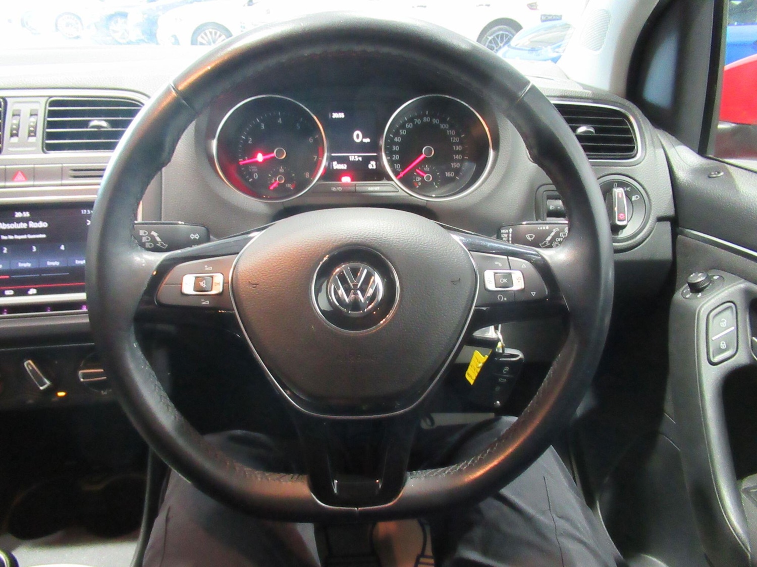 Used Volkswagen Polo 2014 for sale - 76123088: Photo 24