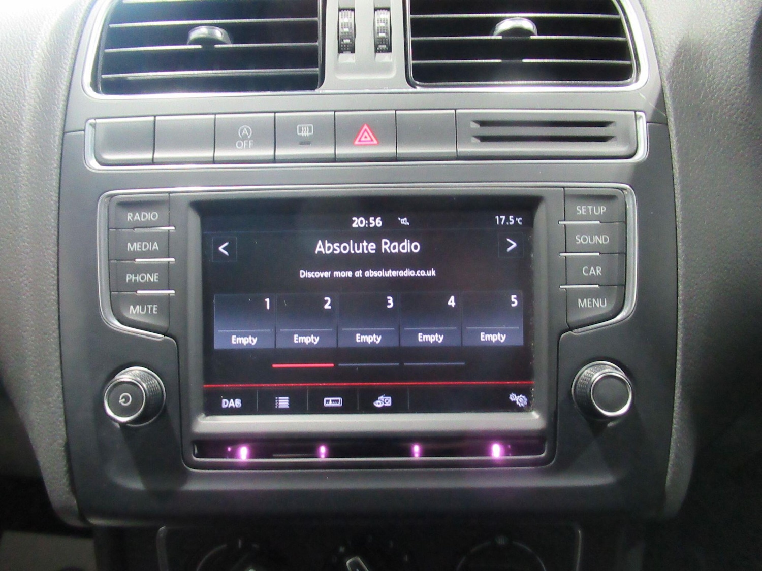 Used Volkswagen Polo 2014 for sale - 76123088: Photo 32