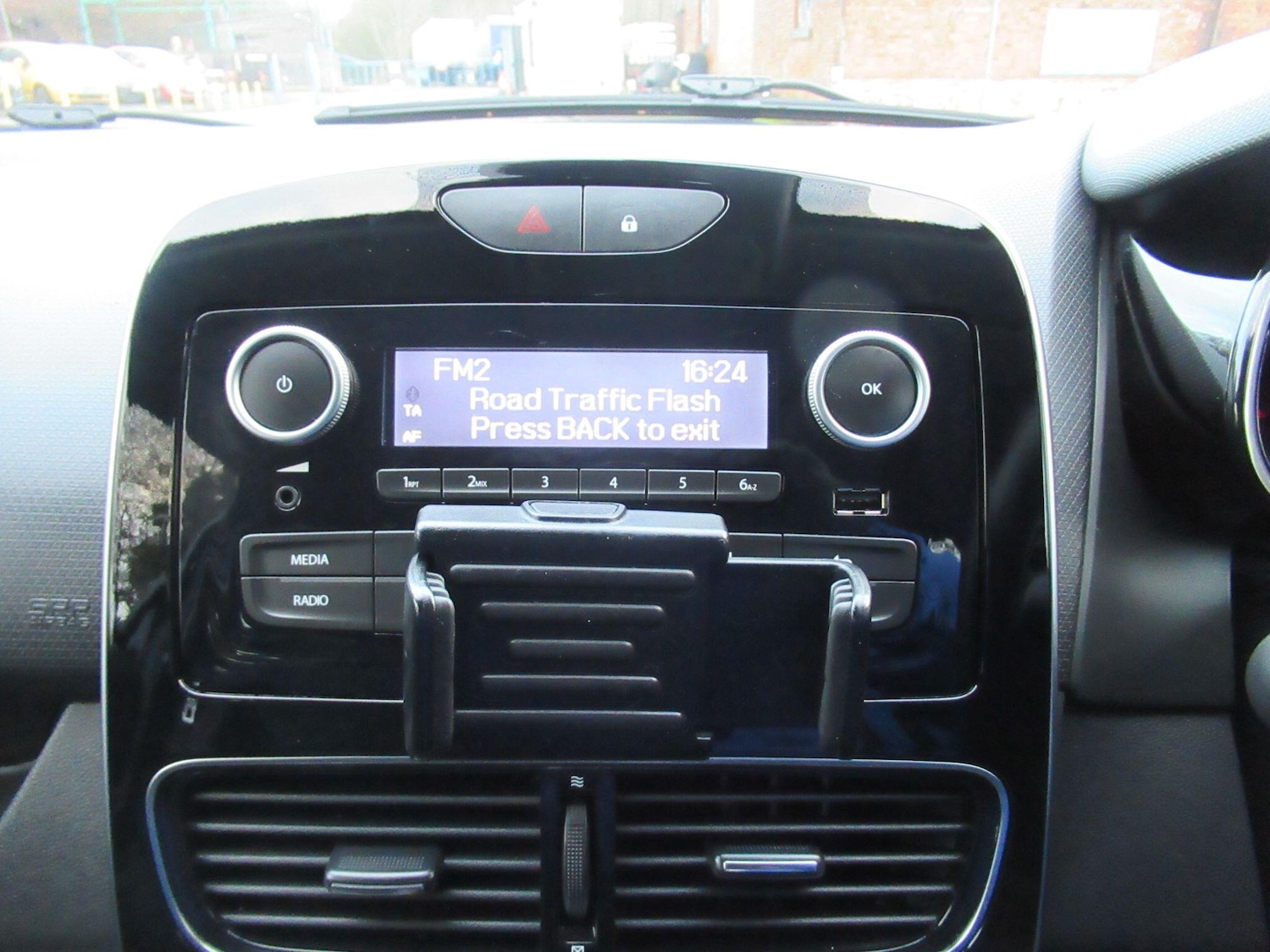 Used Renault Clio 2025 for sale - 77016297: Photo 28