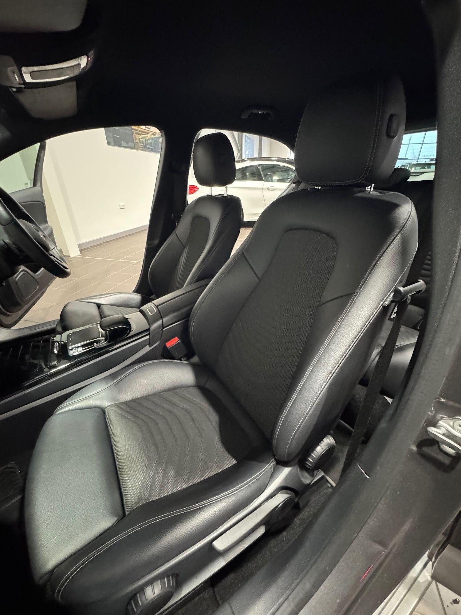 Used Mercedes-Benz A-Class 2019 for sale - 77040938: Photo 31