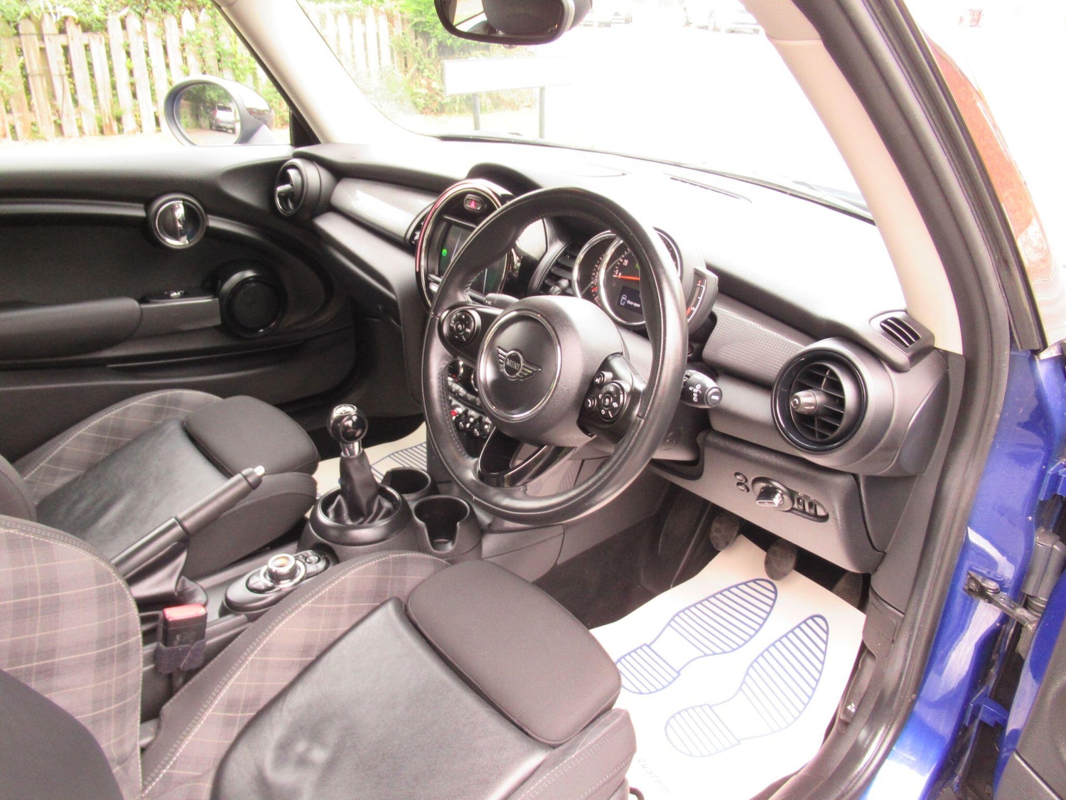 Vehicle 21
