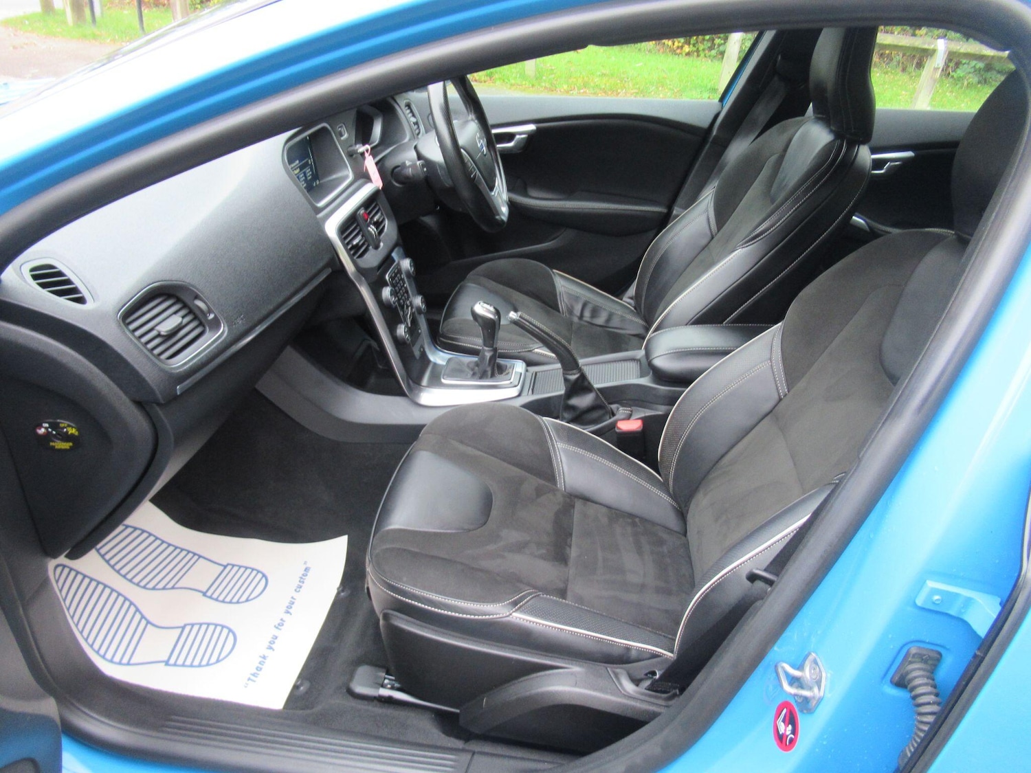 Used Volvo V40 2015 for sale - 77958496: Photo 13