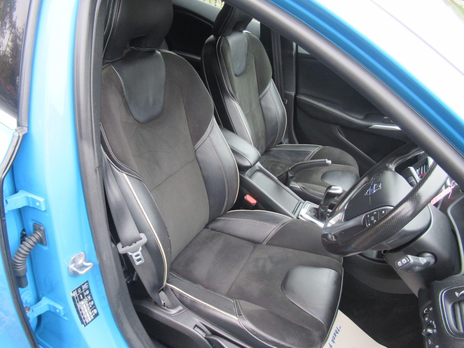 Used Volvo V40 2015 for sale - 77958496: Photo 21