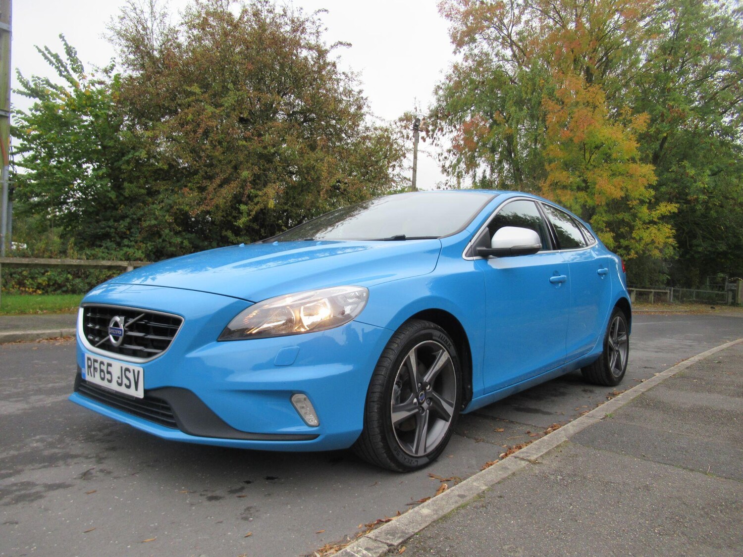 Used Volvo V40 2015 for sale - 77958496: Photo 7