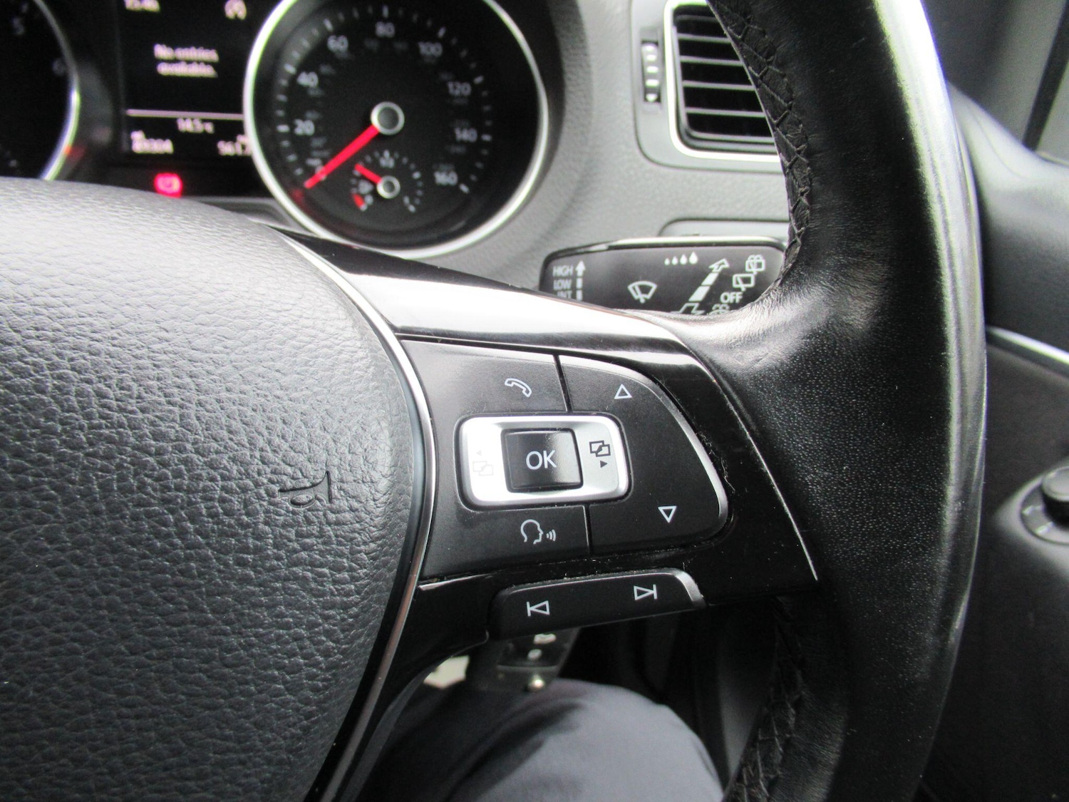 Used Volkswagen Polo for sale - 77958335: Photo 24