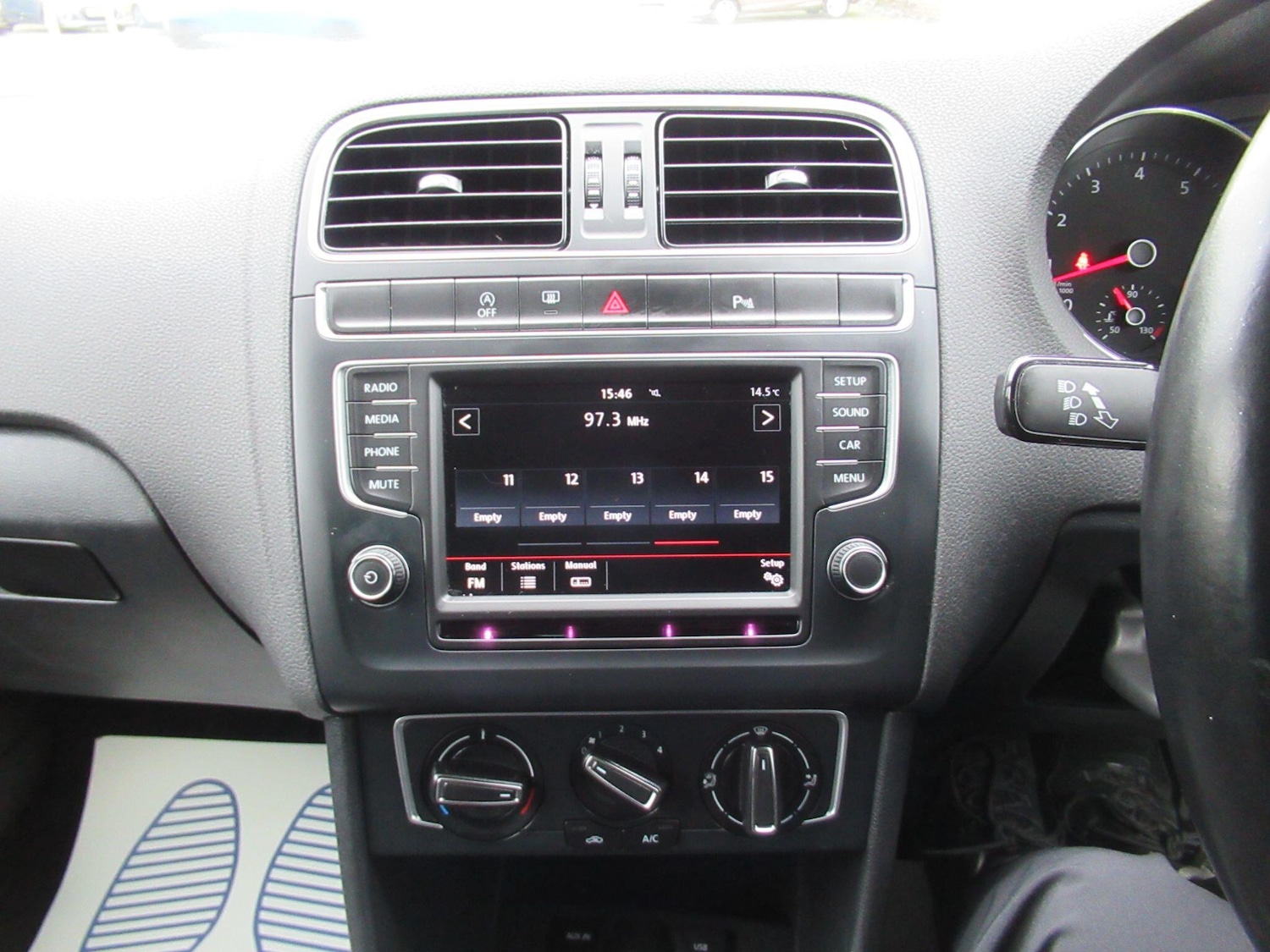 Used Volkswagen Polo for sale - 77958335: Photo 29