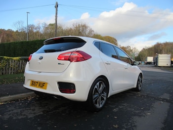 Used Kia Ceed 2017 for sale - 76485377: Photo