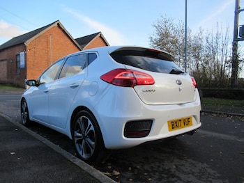 Used Kia Ceed 2017 for sale - 76485377: Photo