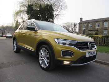 Used Volkswagen T-Roc 2018 for sale - 78517156: Photo