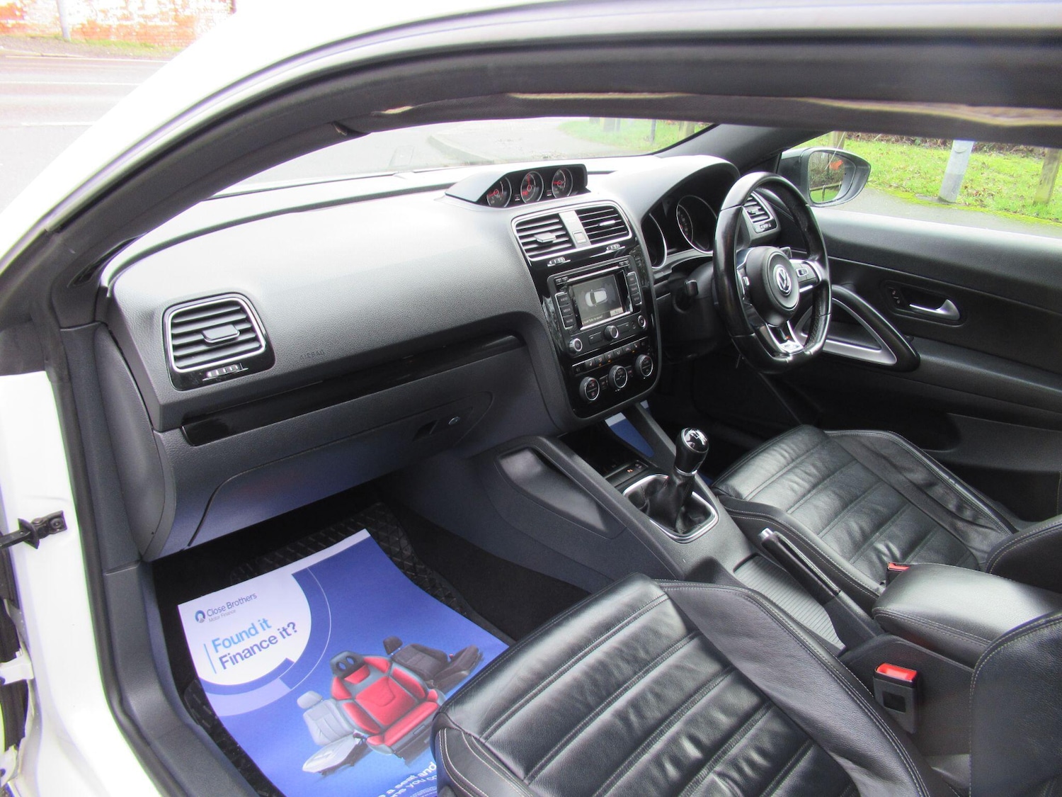 Used Volkswagen Scirocco 2015 for sale - 76975981: Photo 9