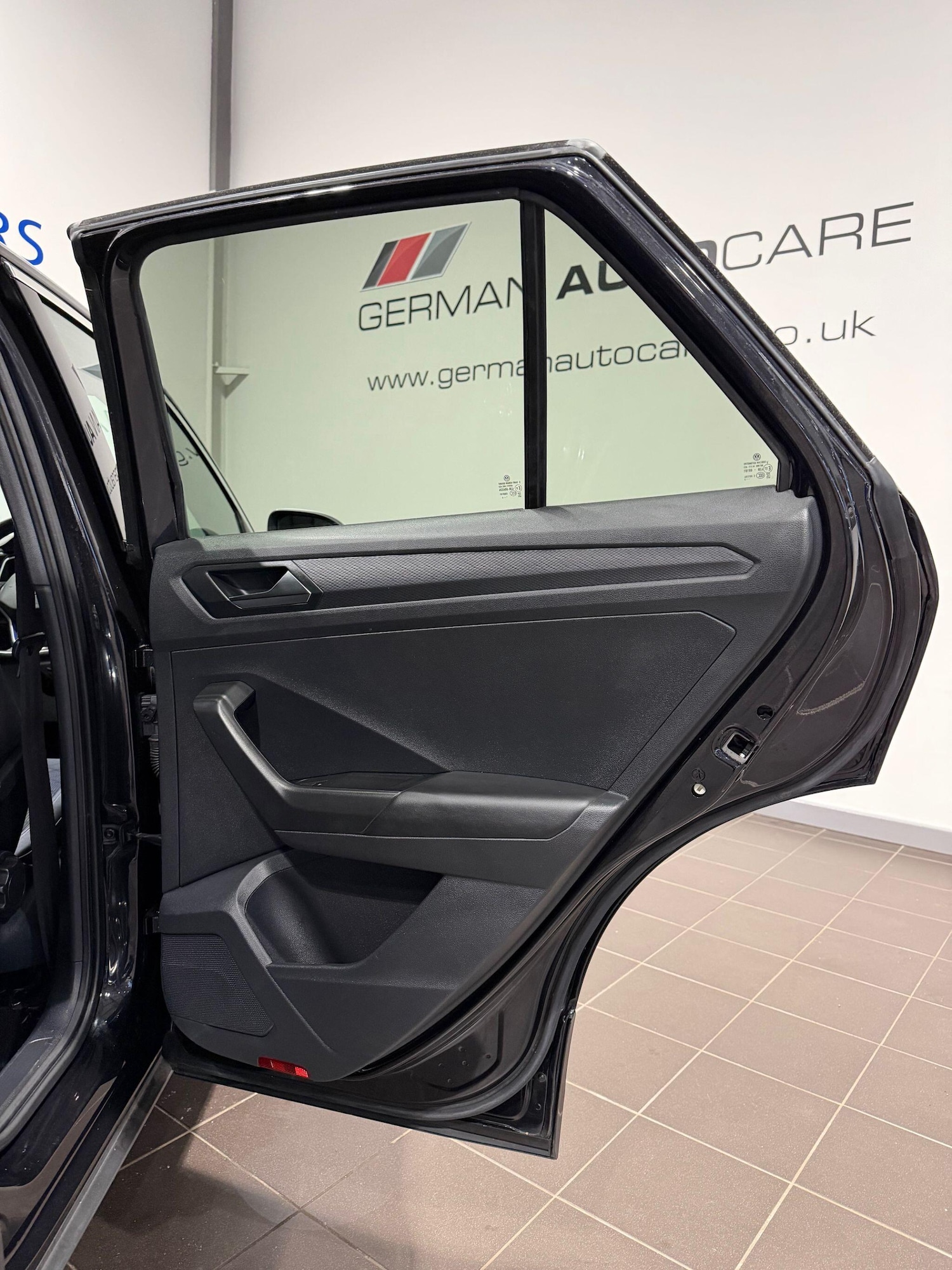 Used Volkswagen T-Roc 2023 for sale - 77560002: Photo 20