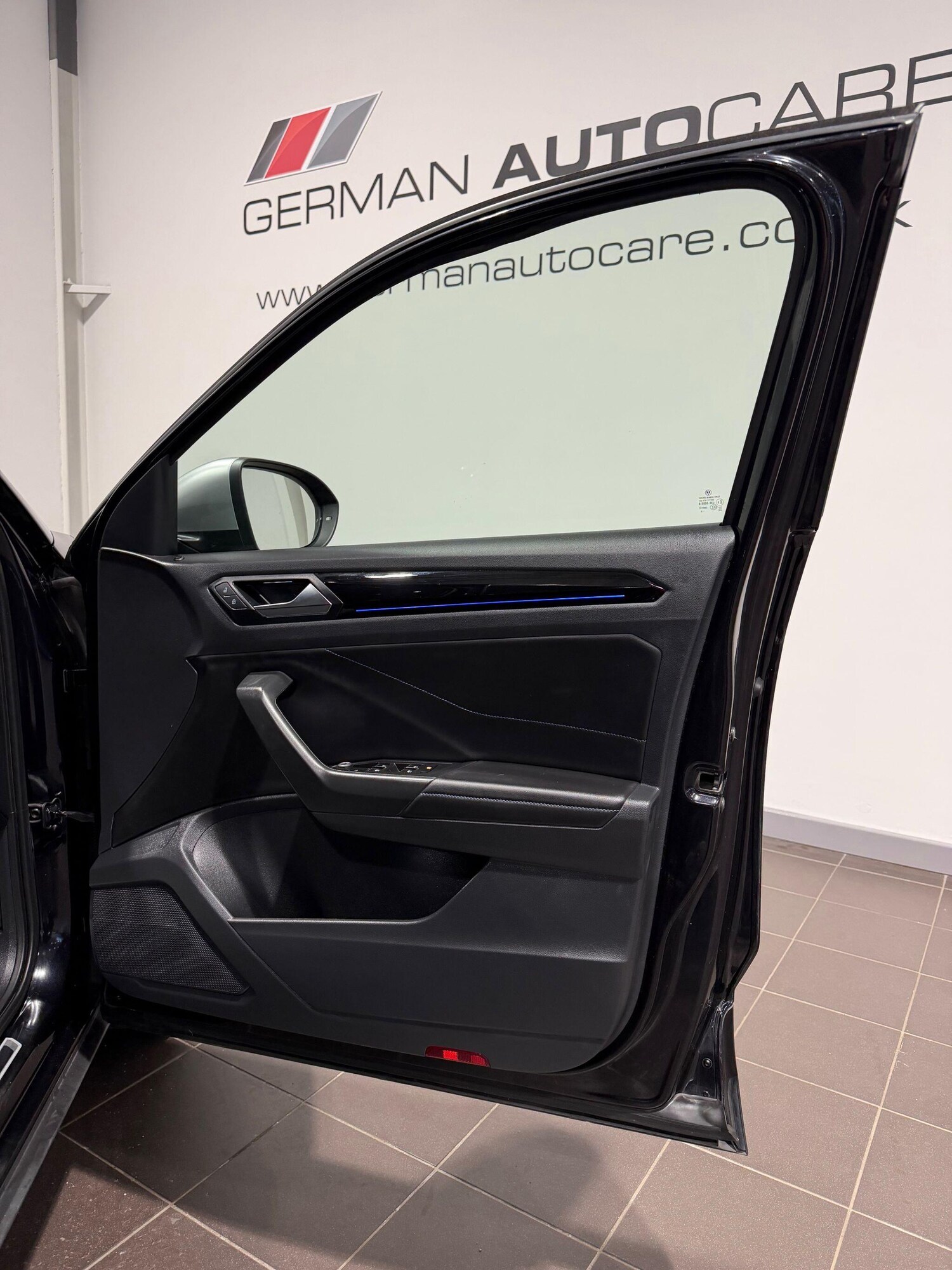 Used Volkswagen T-Roc 2023 for sale - 77560002: Photo 21