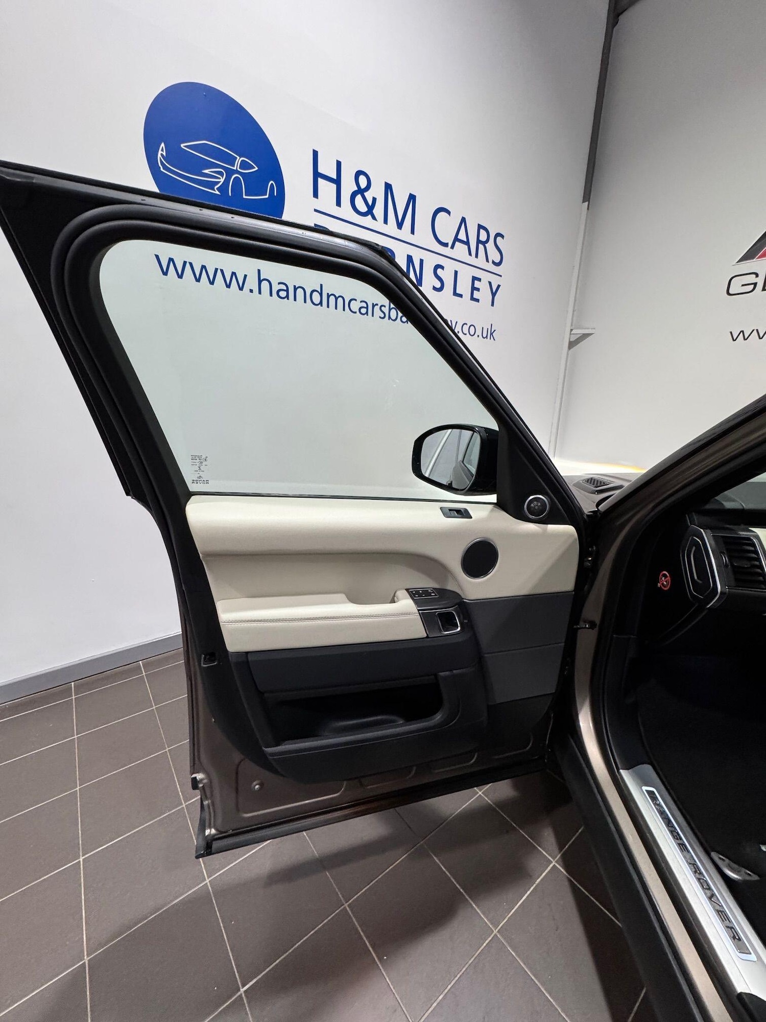 Used Land Rover Range Rover Sport 2017 for sale - 76865660: Photo 31