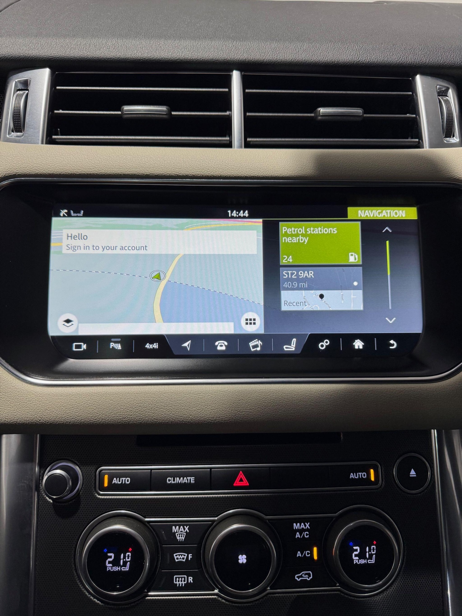 Used Land Rover Range Rover Sport 2017 for sale - 76865660: Photo 36