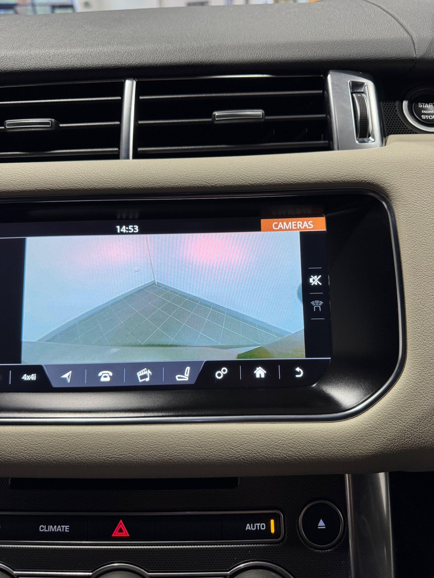 Used Land Rover Range Rover Sport 2017 for sale - 76865660: Photo 37