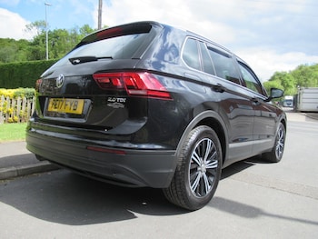Used Volkswagen Tiguan 2017 for sale - 78601528: Photo