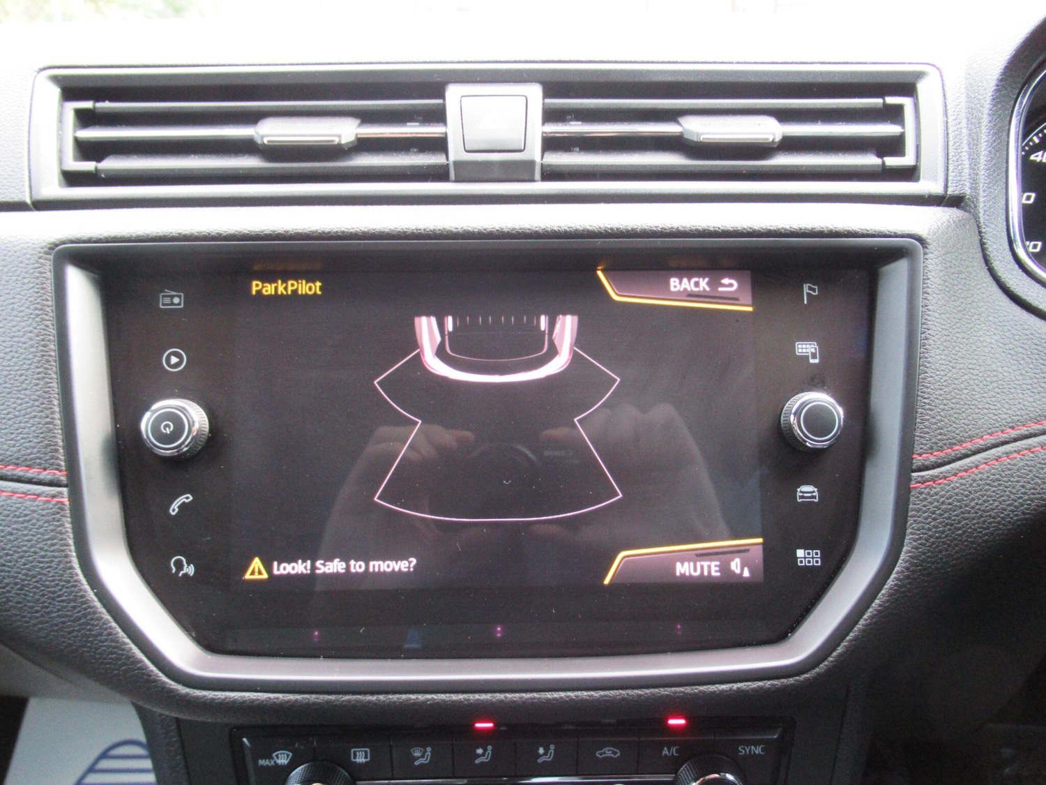 Used SEAT Arona 2018 for sale - 77738124: Photo 29