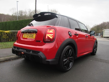 Used MINI Hatch 2021 for sale - 77305836: Photo