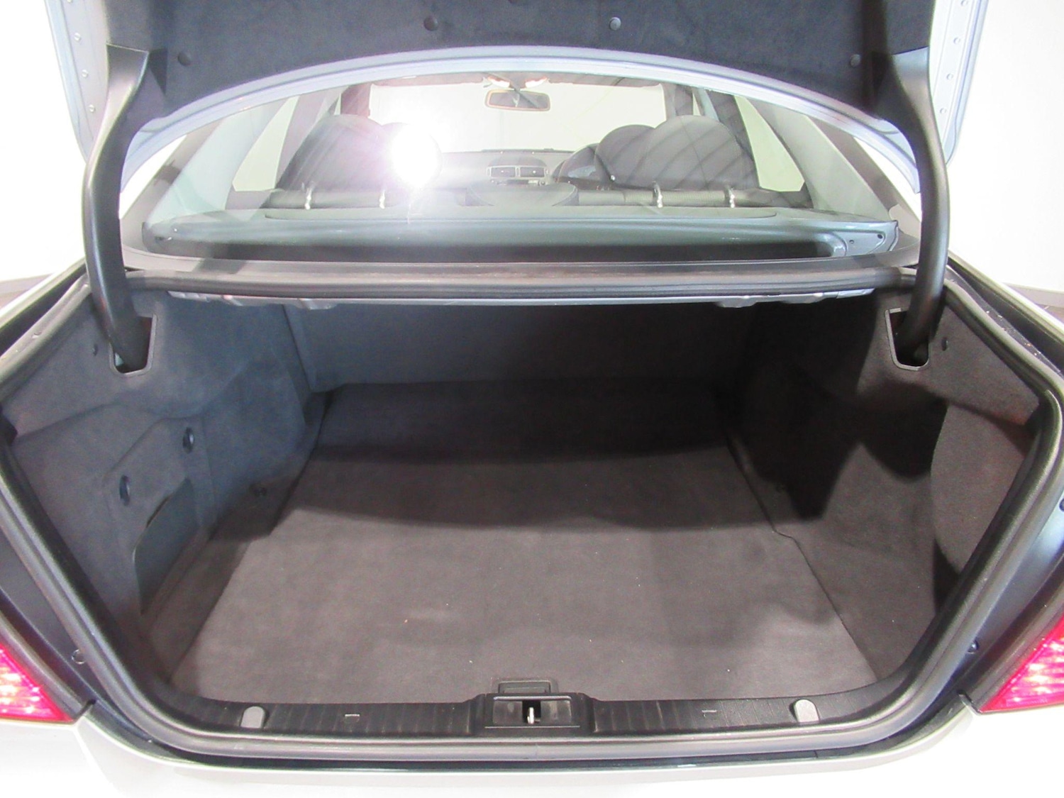 Used Mercedes-Benz E Class 2015 for sale - 76976718: Photo 29