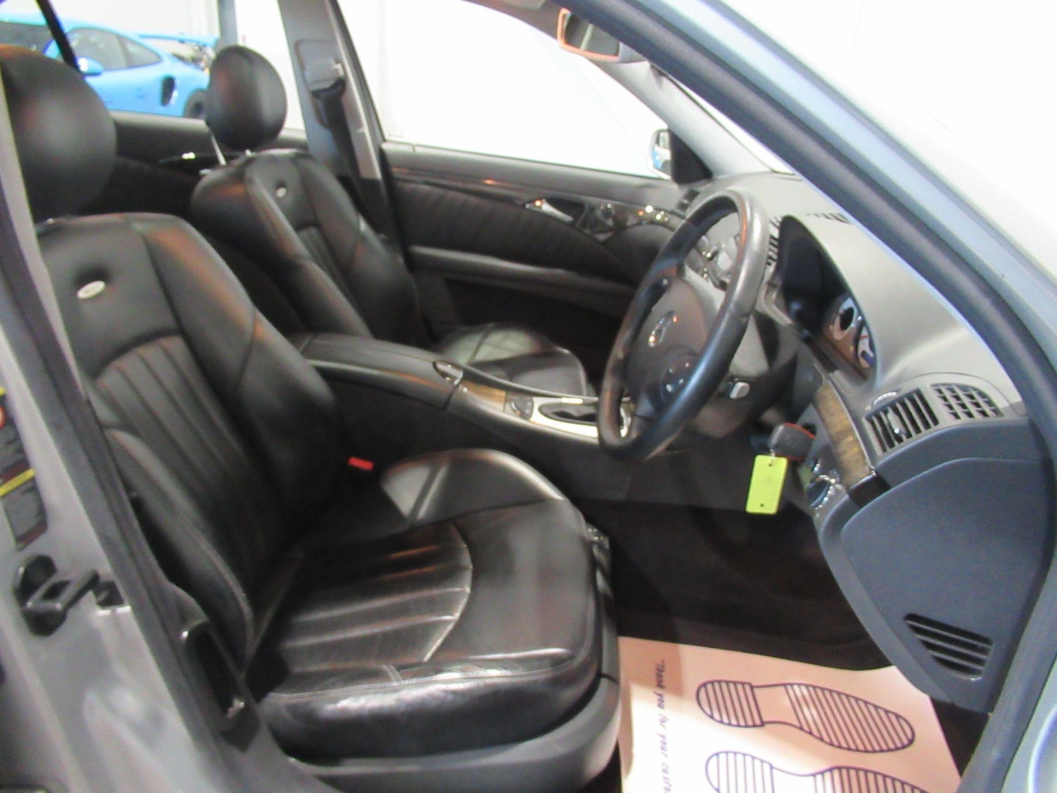 Used Mercedes-Benz E Class 2015 for sale - 76976718: Photo 33