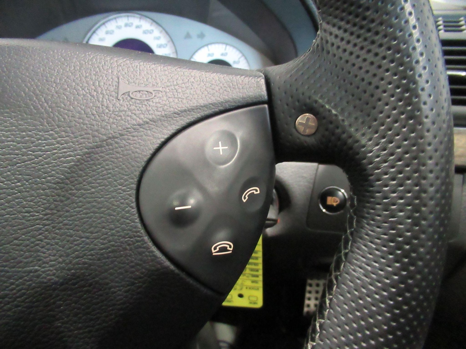 Used Mercedes-Benz E Class 2015 for sale - 76976718: Photo 40