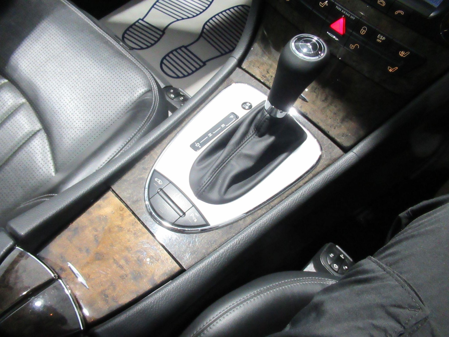 Used Mercedes-Benz E Class 2015 for sale - 76976718: Photo 48