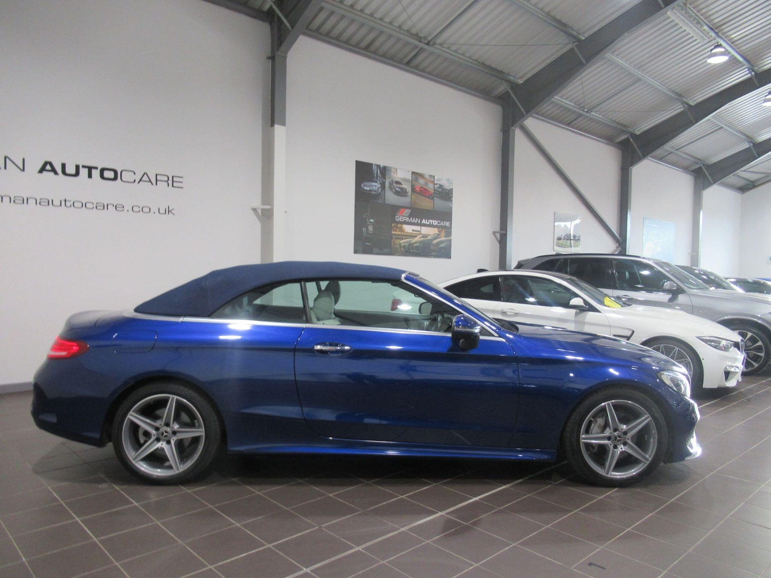 Used Mercedes-Benz C Class 2018 for sale - 76360633: Photo 3