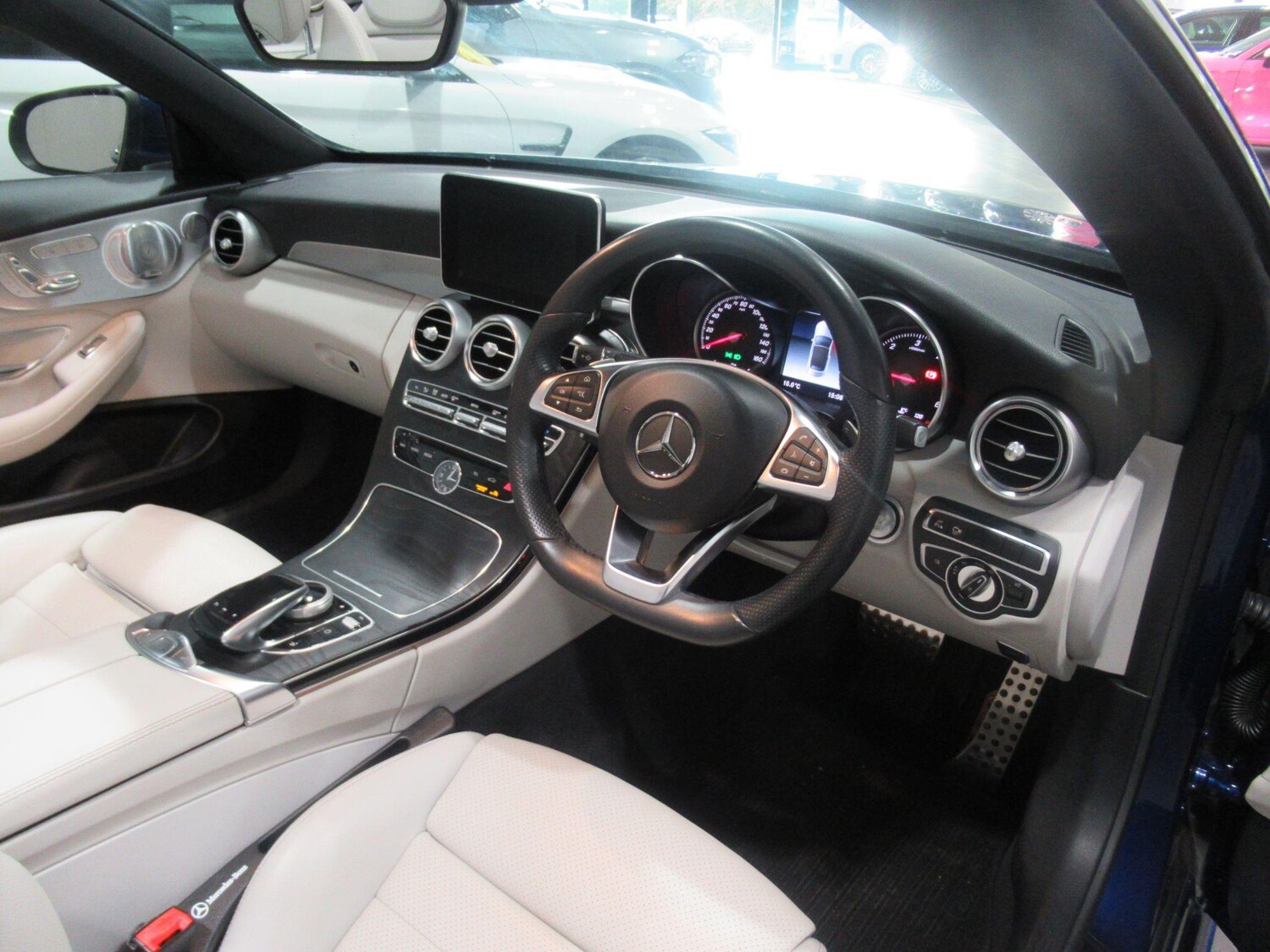 Used Mercedes-Benz C Class 2018 for sale - 76360633: Photo 31