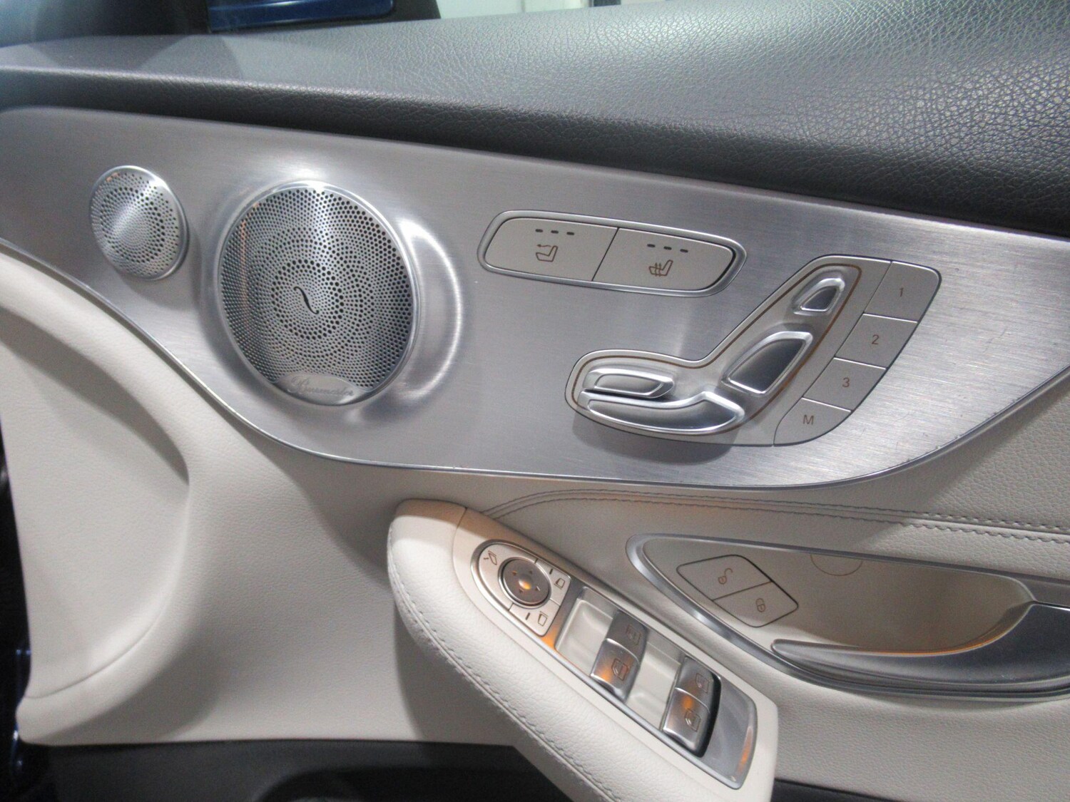 Used Mercedes-Benz C Class 2018 for sale - 76360633: Photo 32