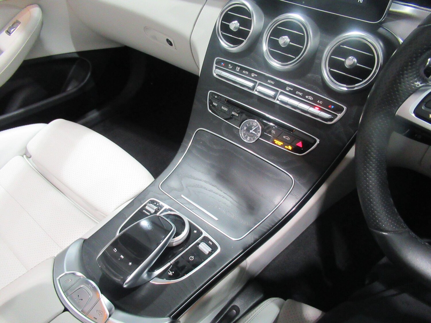 Used Mercedes-Benz C Class 2018 for sale - 76360633: Photo 45