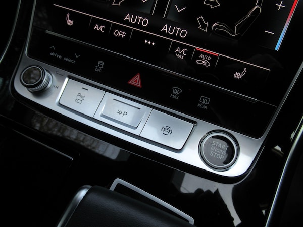 Used Audi Q8 2021 for sale - 74023758: Photo 47
