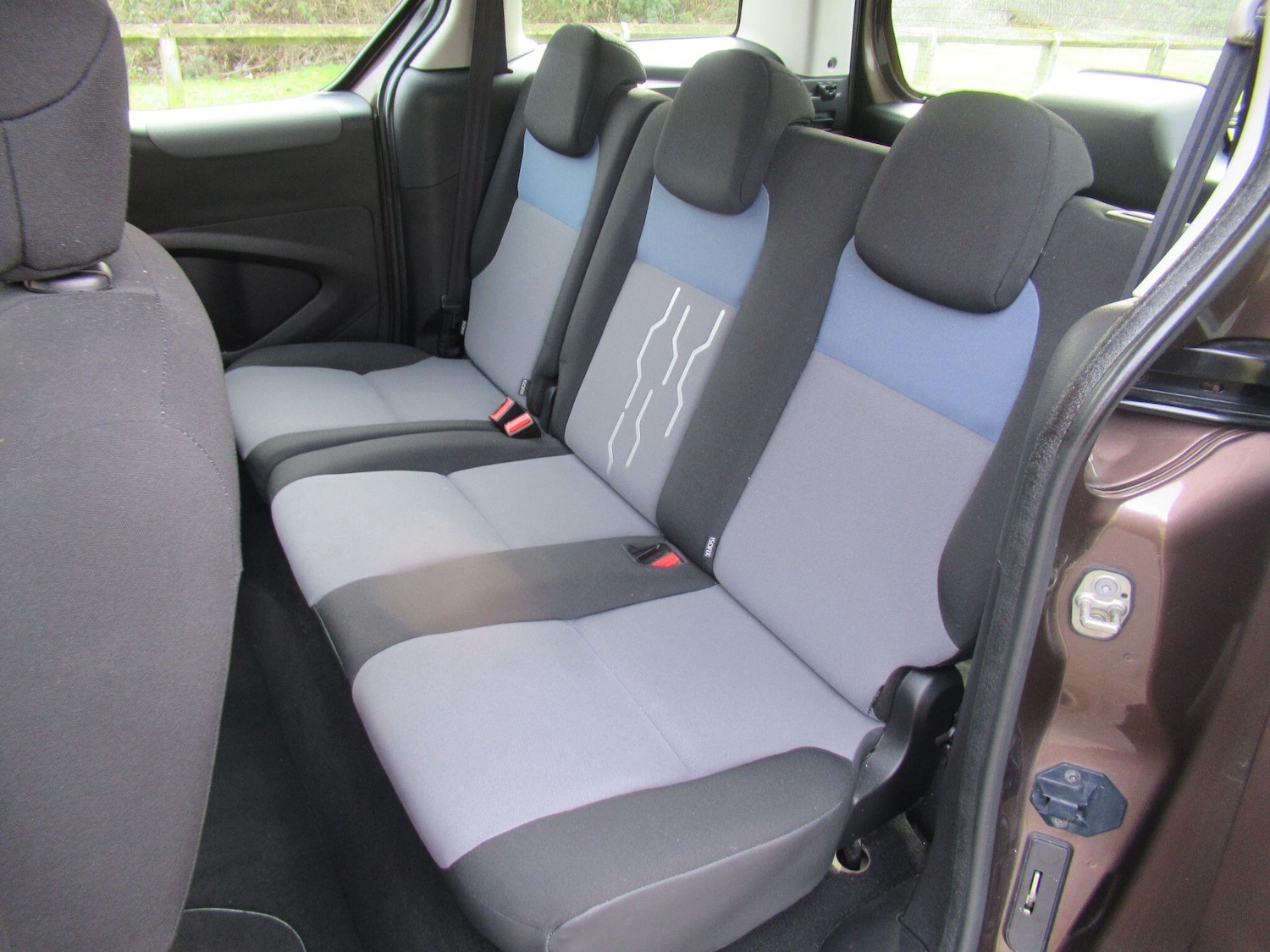 Used Peugeot Partner Tepee 2013 for sale - 77958128: Photo 17