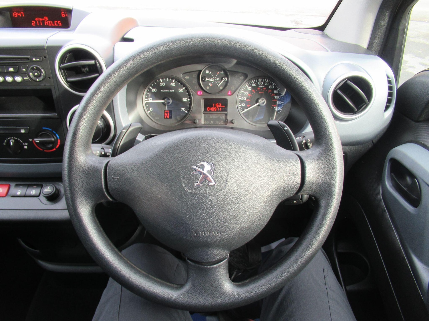 Used Peugeot Partner Tepee 2013 for sale - 77958128: Photo 25