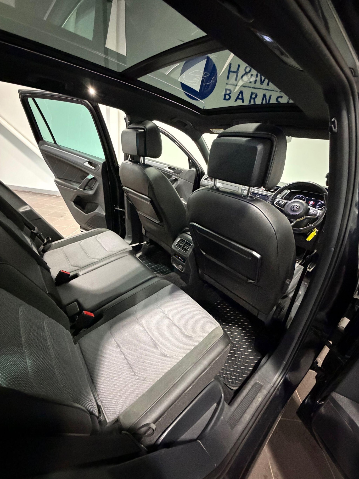 Used Volkswagen Tiguan for sale - 77705517: Photo 12