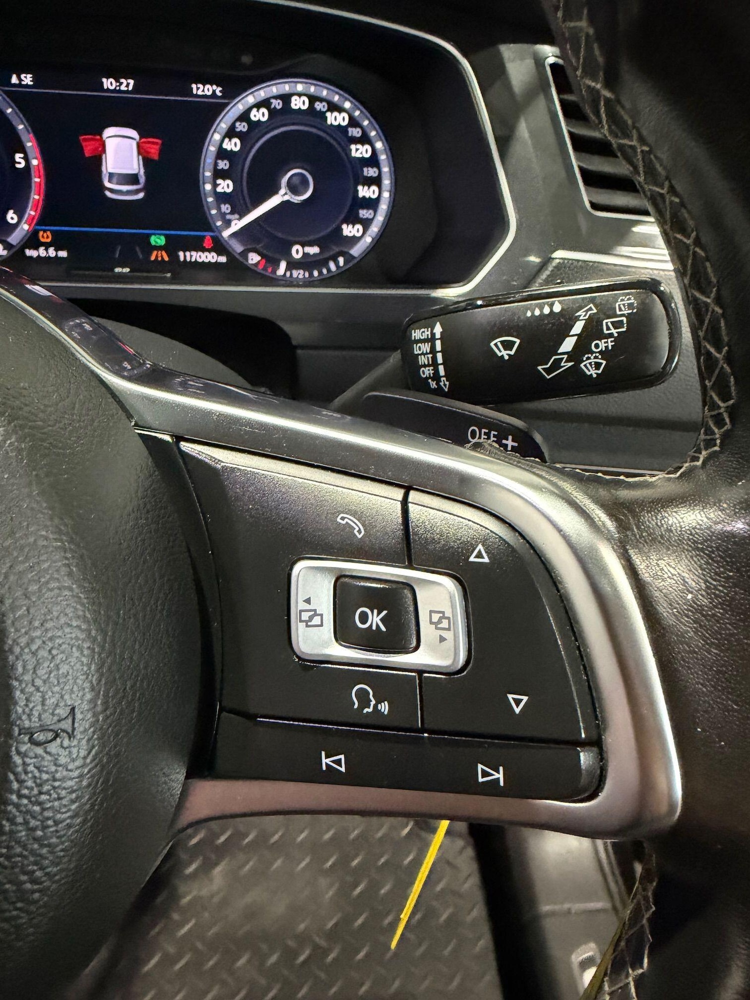 Used Volkswagen Tiguan for sale - 77705517: Photo 18