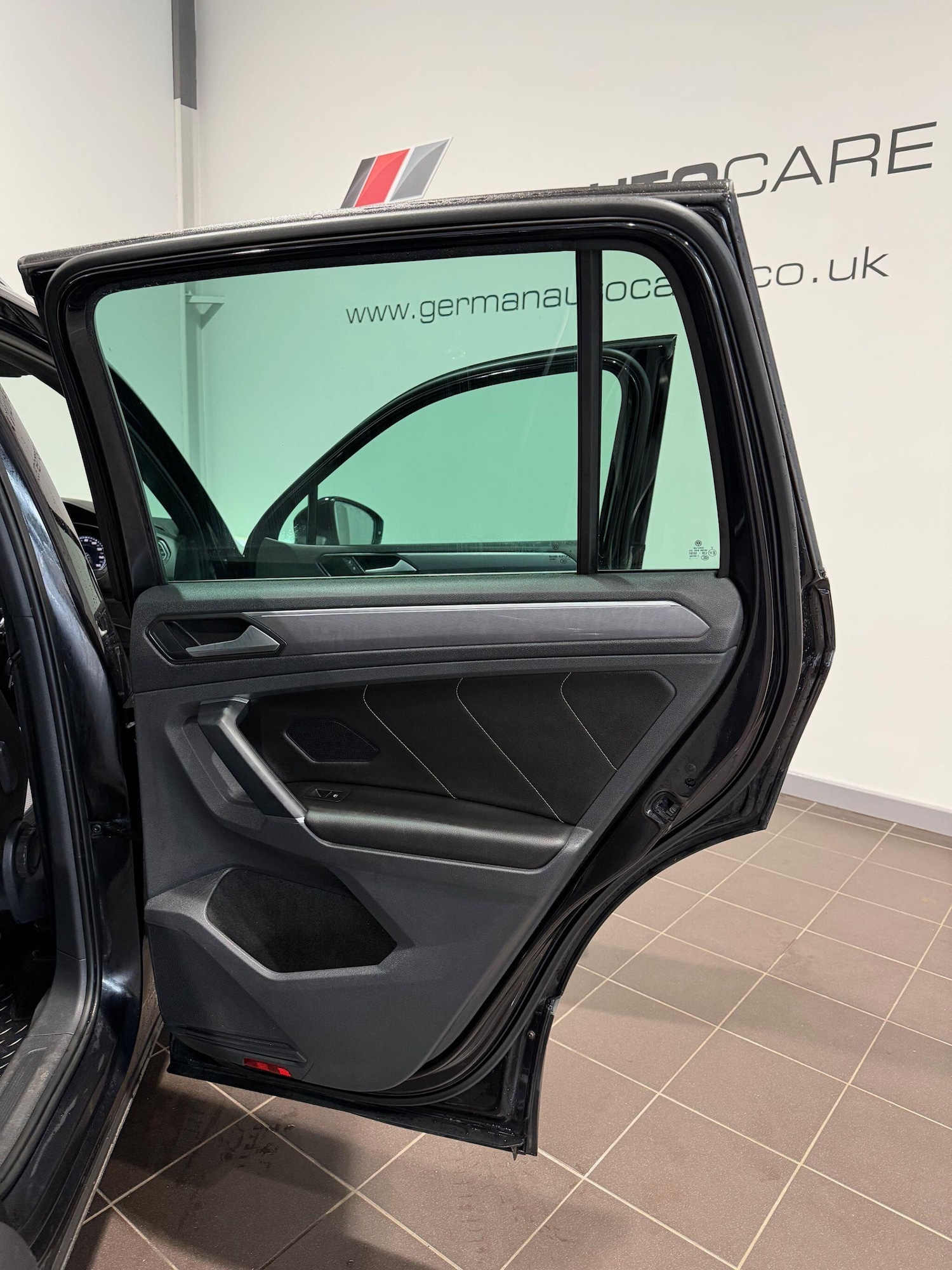 Used Volkswagen Tiguan for sale - 77705517: Photo 21