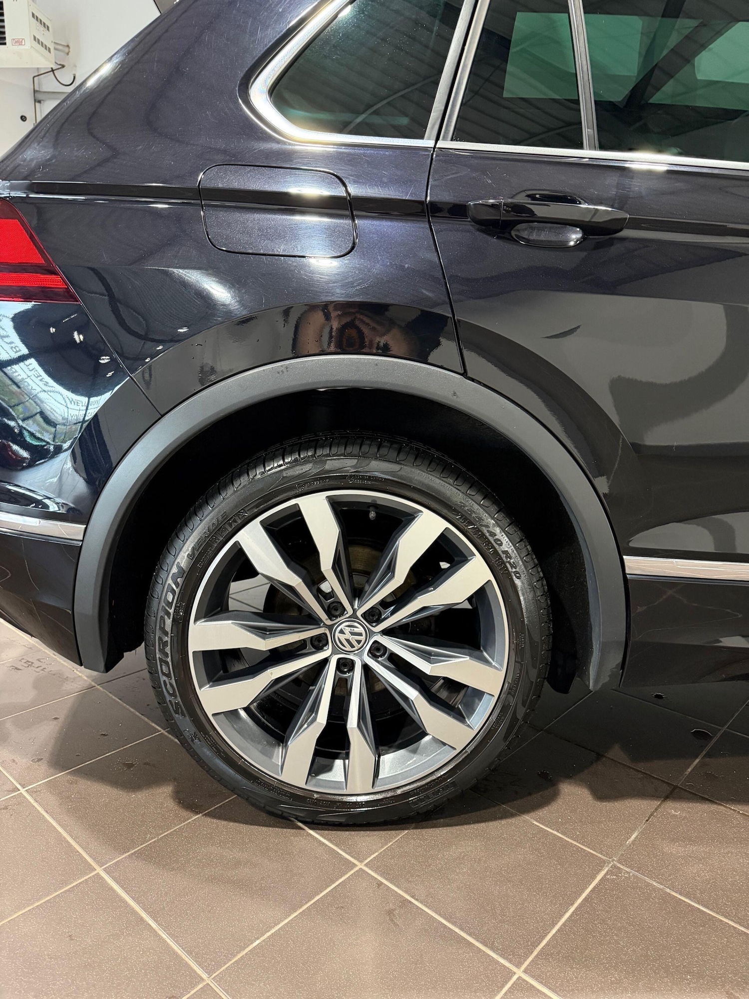 Used Volkswagen Tiguan for sale - 77705517: Photo 28