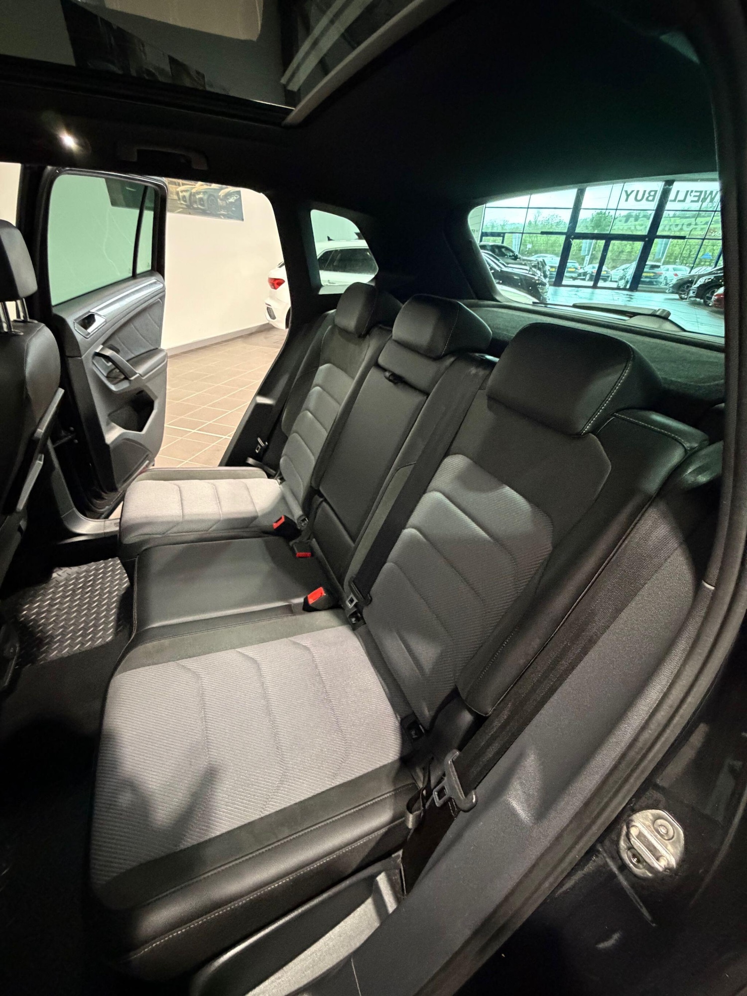 Used Volkswagen Tiguan for sale - 77705517: Photo 35