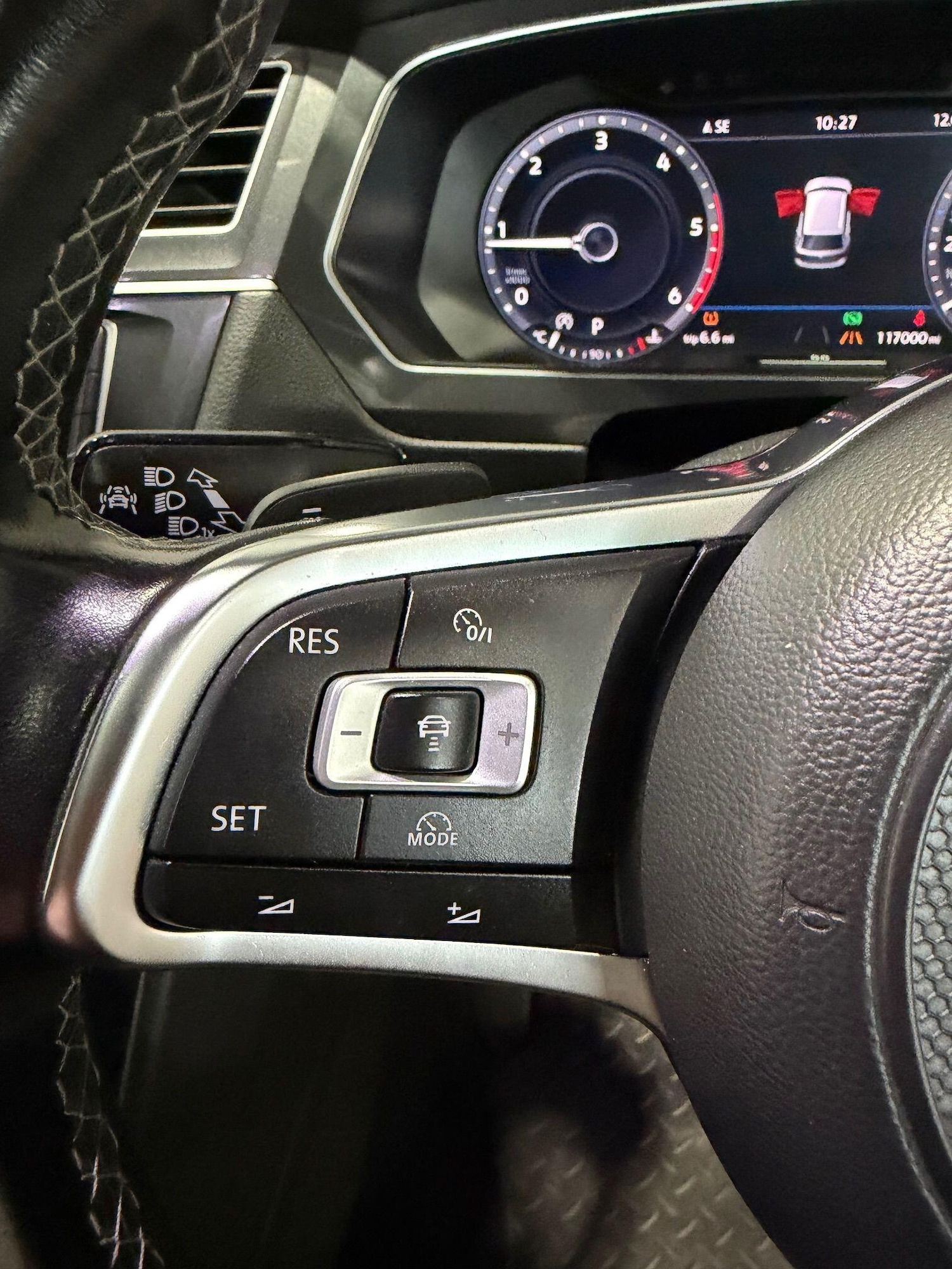 Used Volkswagen Tiguan for sale - 77705517: Photo 44