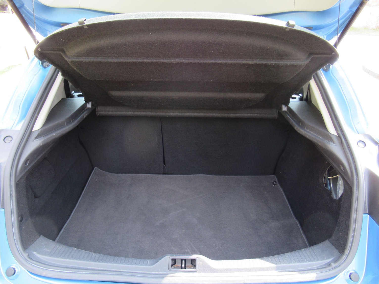 Used Renault Megane 2015 for sale - 76715561: Photo 18