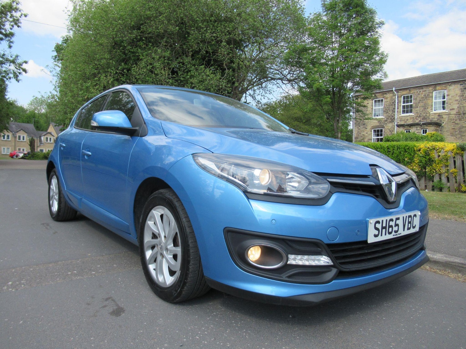 Used Renault Megane 2015 for sale - 76715561: Photo 2