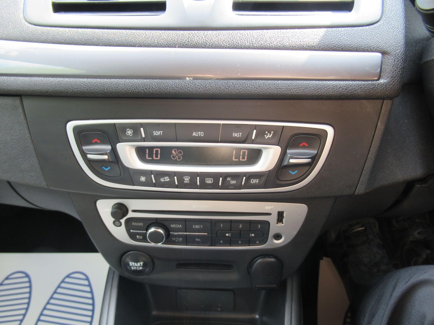 Used Renault Megane 2015 for sale - 76715561: Photo 30