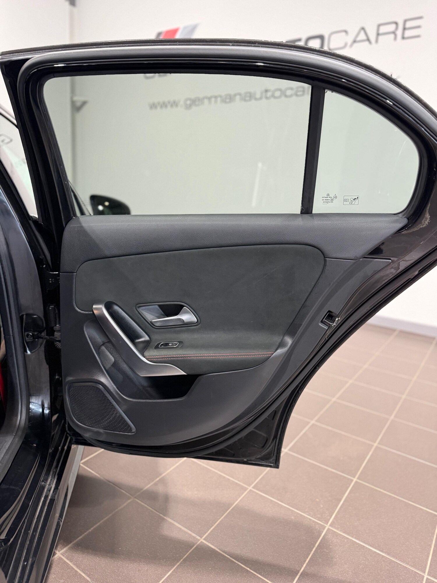 Used Mercedes-Benz A-Class for sale - 77956923: Photo 17