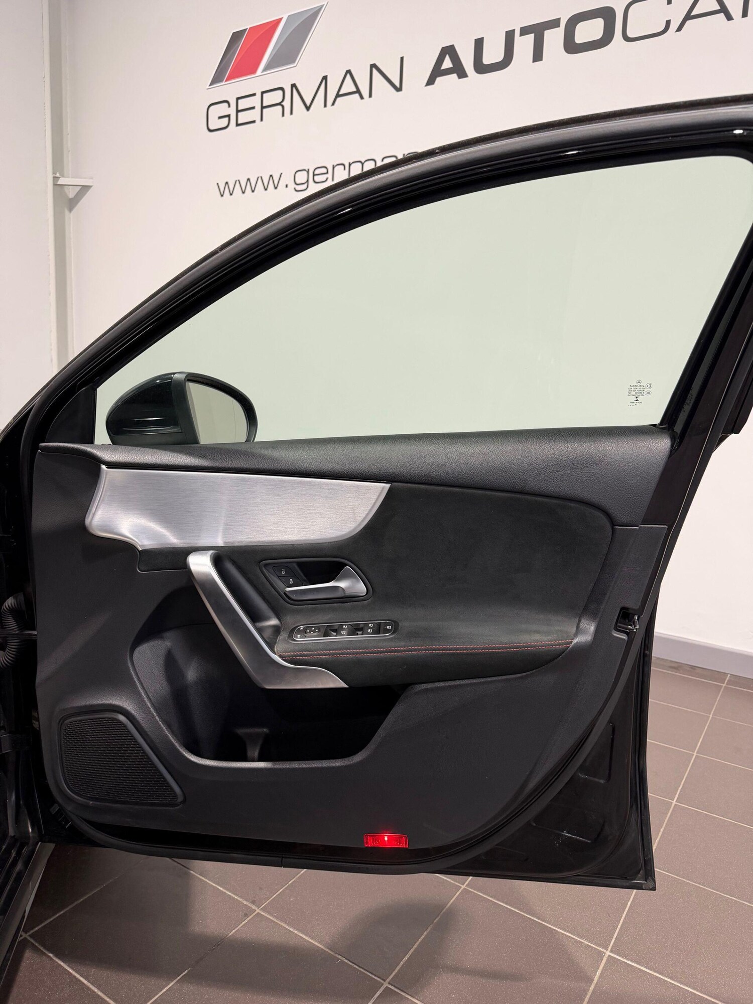 Used Mercedes-Benz A-Class for sale - 77956923: Photo 19