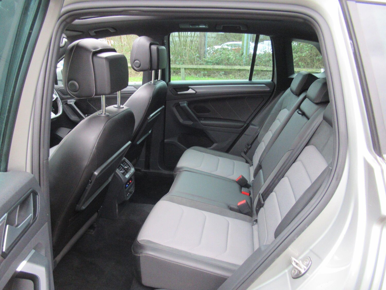 Used Volkswagen Tiguan 2018 for sale - 77840970: Photo 19