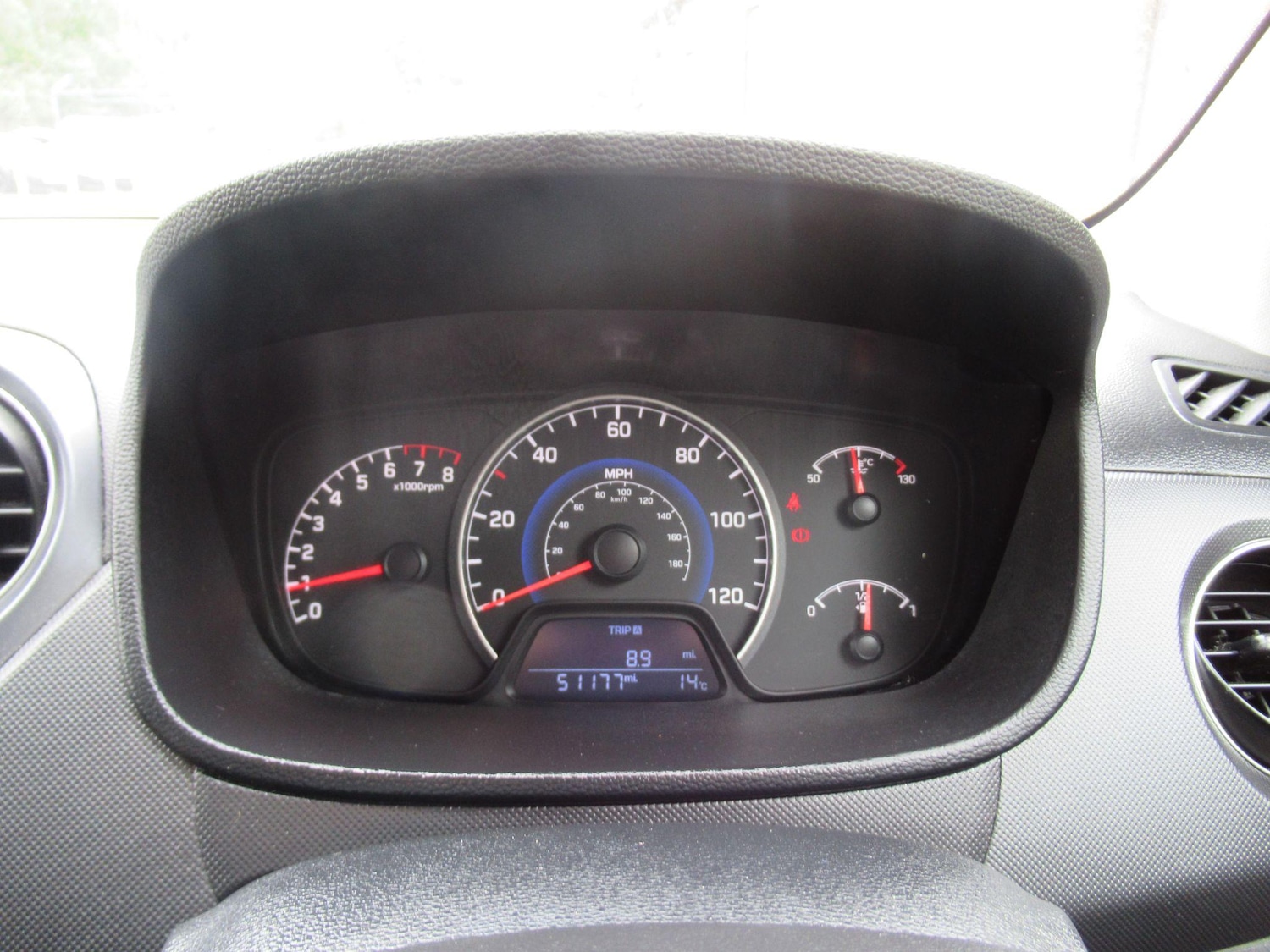 Used Hyundai i10 2016 for sale - 76714540: Photo 25