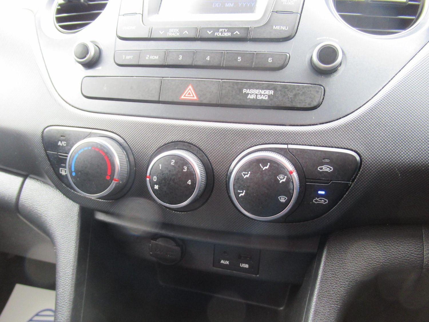 Used Hyundai i10 2016 for sale - 76714540: Photo 29