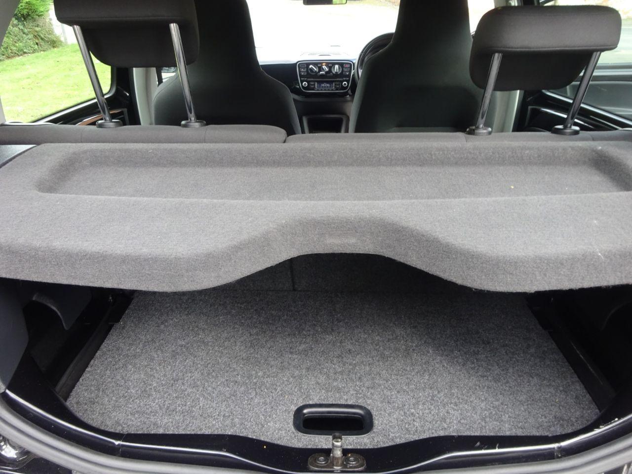 Used Volkswagen up! 2013 for sale - 76994916: Photo 15