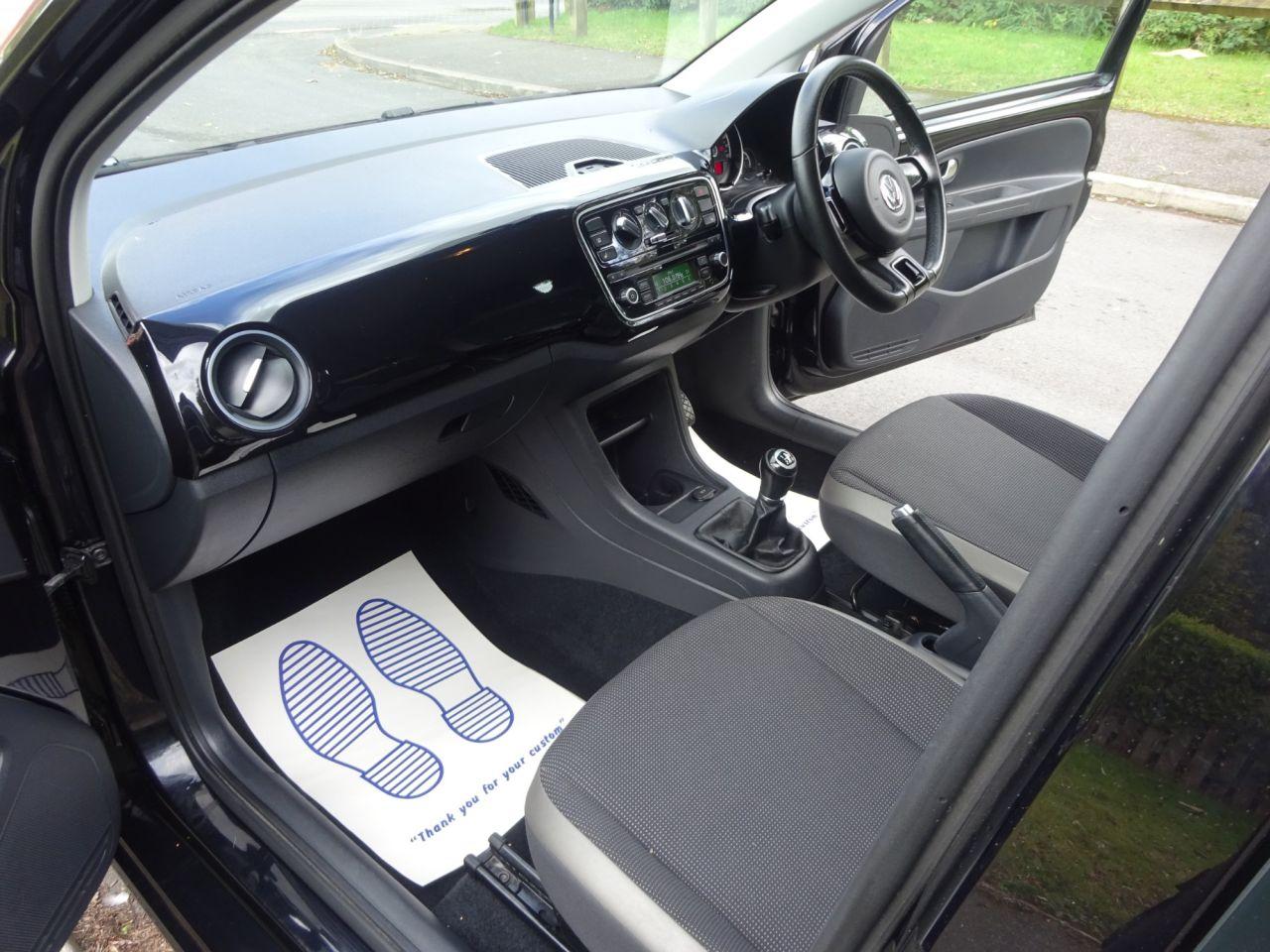 Used Volkswagen up! 2013 for sale - 76994916: Photo 17